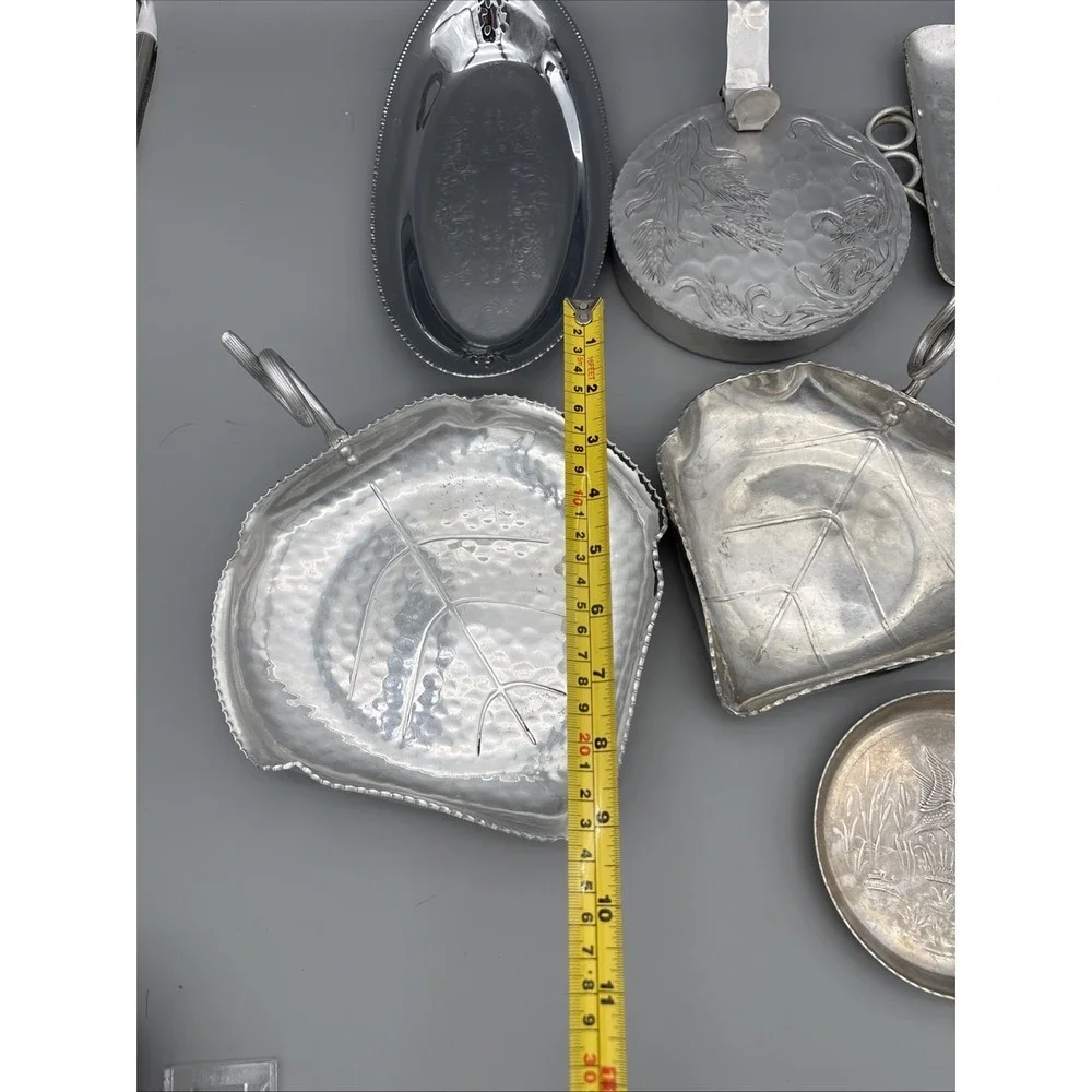 Buenilum Aluminum Kraftware Tray Leaf Coasters Krome Kraft‎ Oval Tray Lot of 8